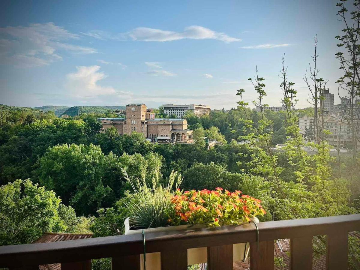The Green Guest House Of Veliko Tarnovo-Amazing View, Top Location المظهر الخارجي الصورة