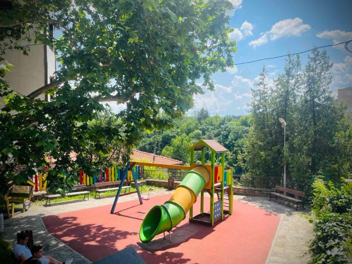 The Green Guest House Of Veliko Tarnovo-Amazing View, Top Location المظهر الخارجي الصورة